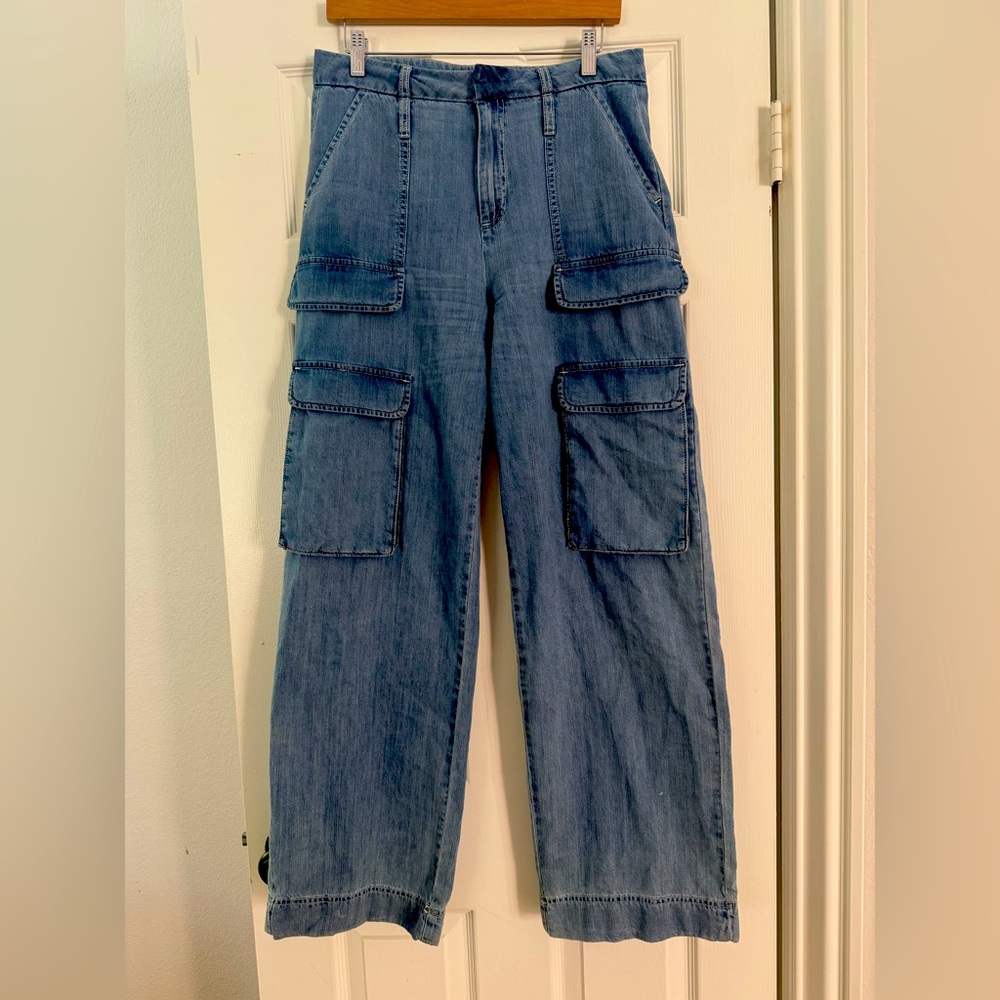 DKNY Blue Relaxed Jeans Classic Denim Sz 38 wide leg 8 pockets soft